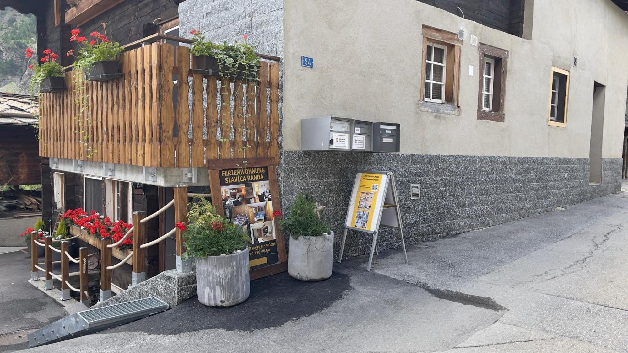 Ferienwohnung Slavica Dorfstrasse 94 ランダ エクステリア 写真